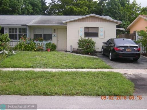 5701 14th St, Lauderhill, FL 33313