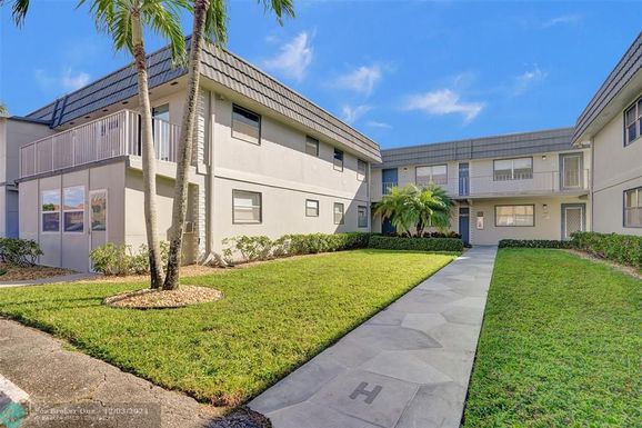 356 Brittany H, Delray Beach, FL 33446