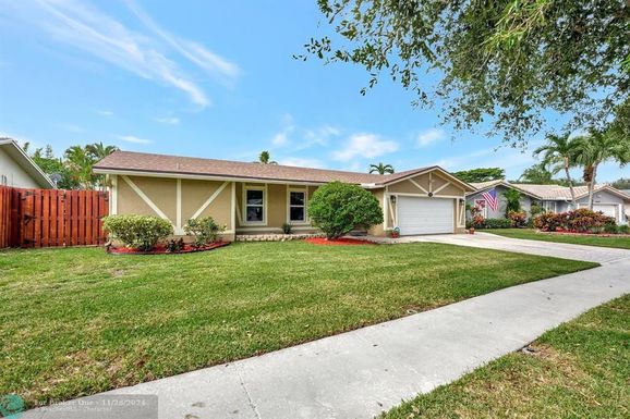 844 76th Ter, Plantation, FL 33324