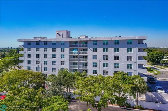 6000 22nd Way, Fort Lauderdale, FL 33308