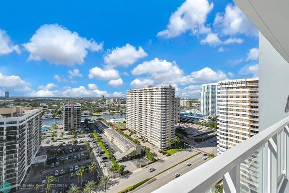 2030 Ocean Dr, Hallandale Beach, FL 33009