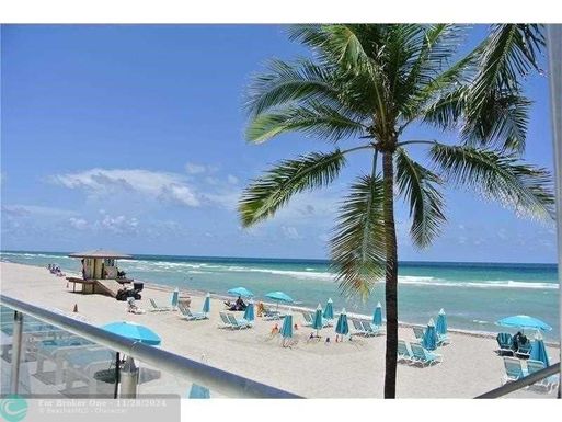 2501 Ocean Dr, Hollywood, FL 33019