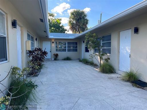 5841 18th Ave, Fort Lauderdale, FL 33334