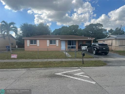 1451 33rd Ave, Lauderhill, FL 33311