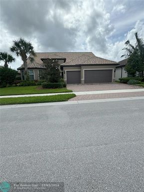 317 Huntington Cir, Port St Lucie, FL 34984