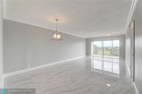 3200 Palm Aire Dr, Pompano Beach, FL 33069