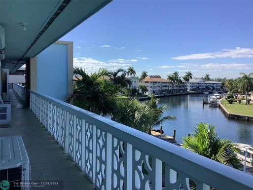 455 Golden Isles Dr, Hallandale Beach, FL 33009