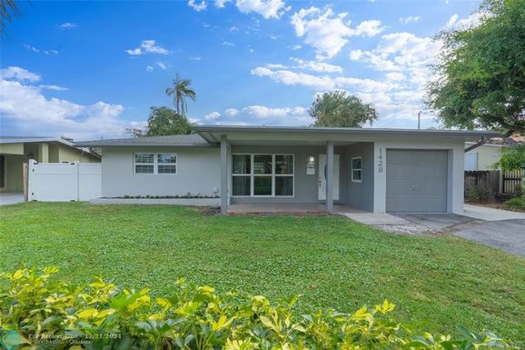 1428 2nd St, Pompano Beach, FL 33060