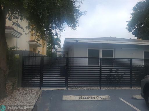 1108 NE 16th Terrace, Fort Lauderdale, FL 33304