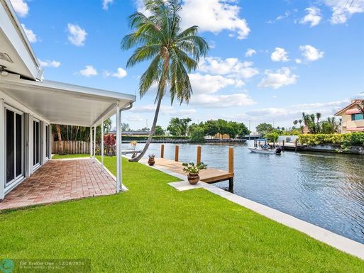 2140 25th St, Wilton Manors, FL 33305