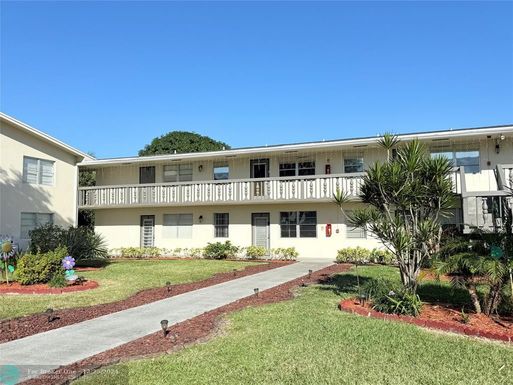 15 Markham A, Deerfield Beach, FL 33442