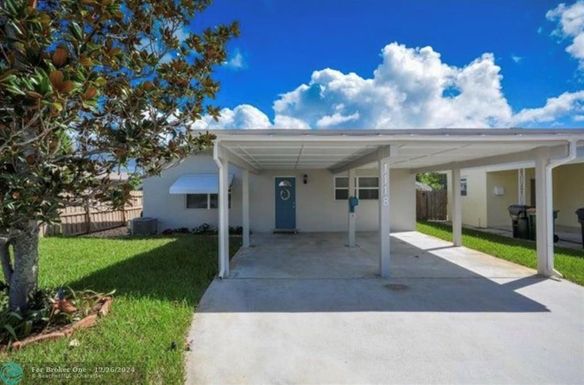 1118 E St, Lake Worth Beach, FL 33460