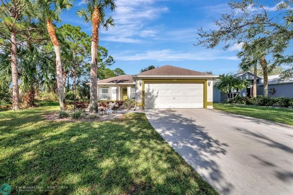 280 Panther Trace, Port St Lucie, FL 34953