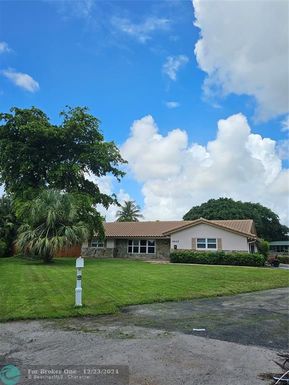 4625 Glenwood Dr, Coconut Creek, FL 33066