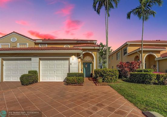 12468 Crystal Pointe Dr, Boynton Beach, FL 33437