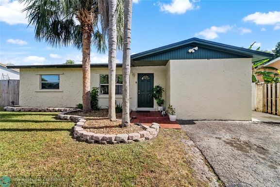 520 72nd Ter, North Lauderdale, FL 33068