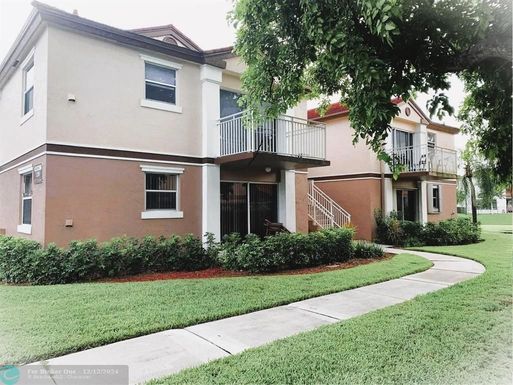 1200 113th Ter, Pembroke Pines, FL 33025