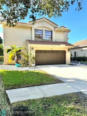 1421 103rd Ave, Plantation, FL 33322