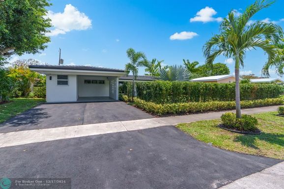 5870 21st Rd, Fort Lauderdale, FL 33308