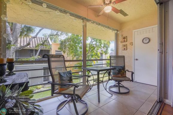 959 2nd Ave, Deerfield Beach, FL 33441