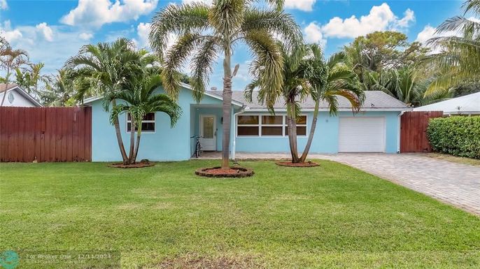 132 25th Avenue, Boynton Beach, FL 33435