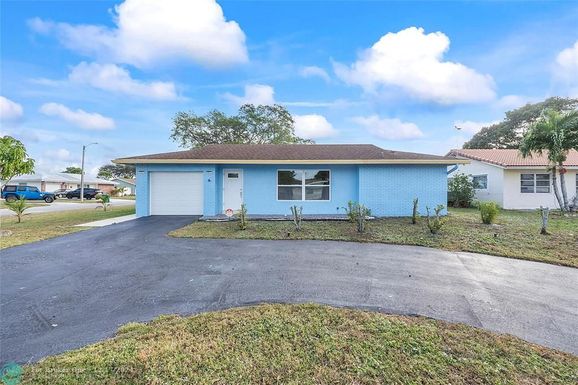 8114 94th Lane, Tamarac, FL 33321