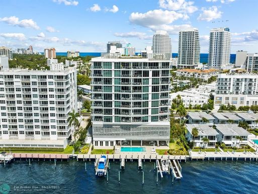 435 Bayshore Dr, Fort Lauderdale, FL 33304