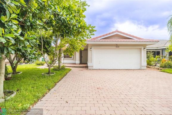 2513 95th Avenue, Coral Springs, FL 33065