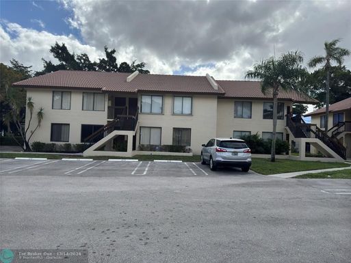 2526 RIVERSIDE DR, Coral Springs, FL 33065