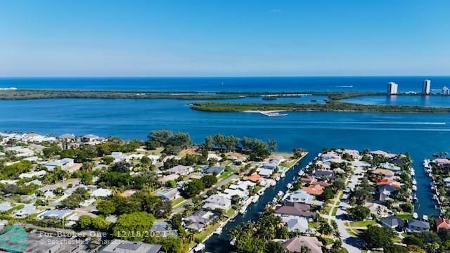 155 Ebbtide Dr, North Palm Beach, FL 33408