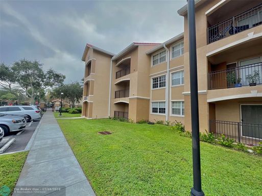 100 117TH TE, Pembroke Pines, FL 33025