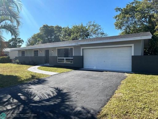 1131 70th Ave, Plantation, FL 33313