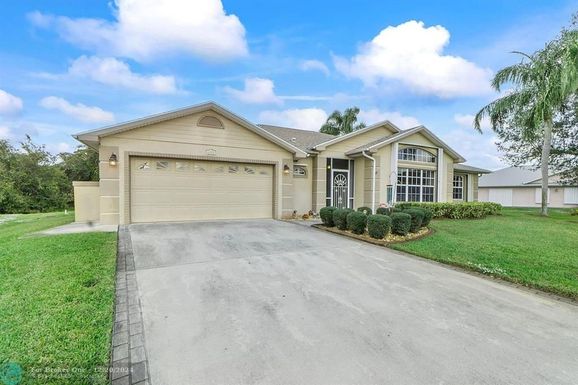 6804 Thoreau Ter, Port St Lucie, FL 34952