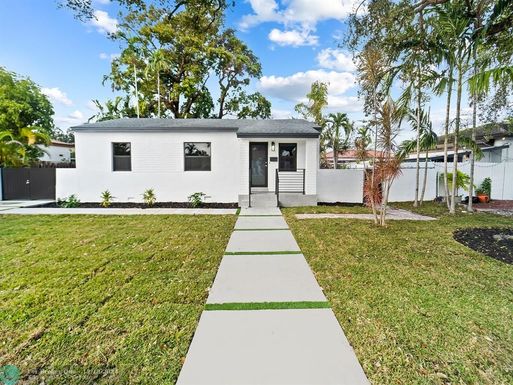 1700 73rd Court Rd, Miami, FL 33155