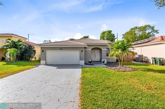 4425 45th Ter, Coconut Creek, FL 33073