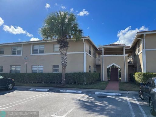 1006 Twin Lakes Dr, Coral Springs, FL 33071