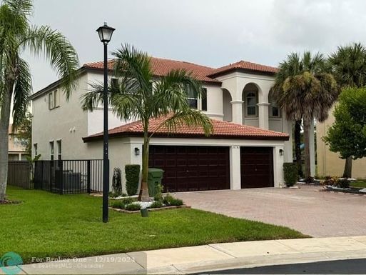 16783 12th St, Pembroke Pines, FL 33027