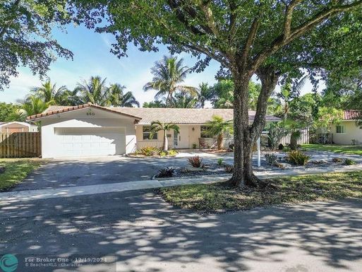 860 69th Ter, Plantation, FL 33317