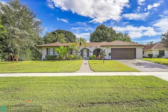 1618 The 12th Fairway, Wellington, FL 33414