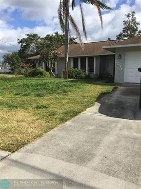 2571 Westmoreland Blvd, Port St Lucie, FL 34952