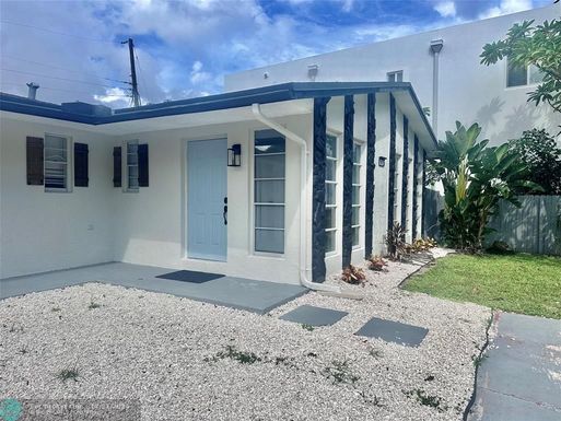 49 13TH st, Dania Beach, FL 33004