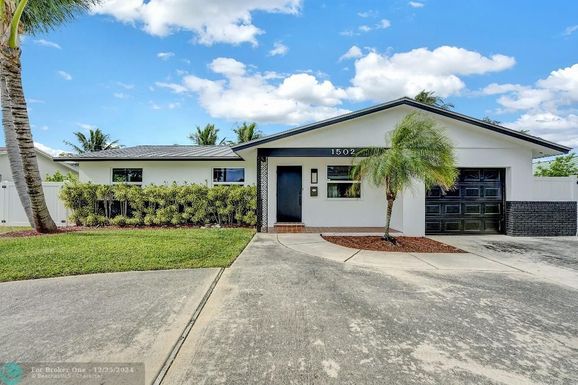 1502 4th Ave, Delray Beach, FL 33444