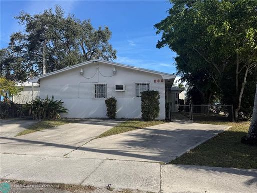 229 1st Ave, Dania Beach, FL 33004