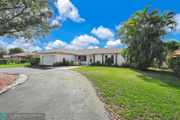 10366 15th St, Coral Springs, FL 33071