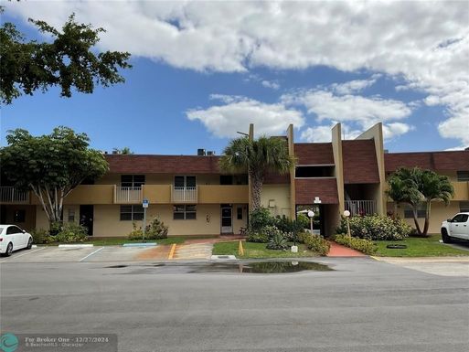 3090 46th Ave, Fort Lauderdale, FL 33313