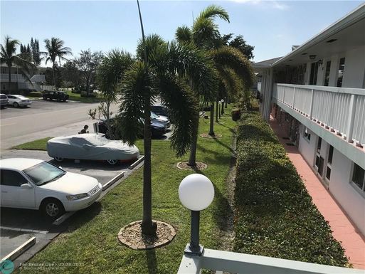 750 Pine Dr, Pompano Beach, FL 33060