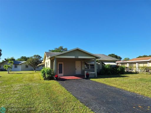 7203 89th Ave, Tamarac, FL 33321