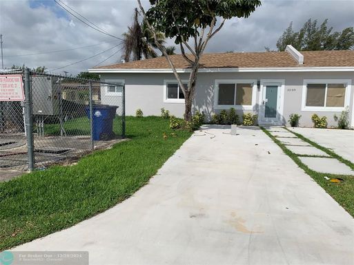 5500 32nd Ct, Hollywood, FL 33023