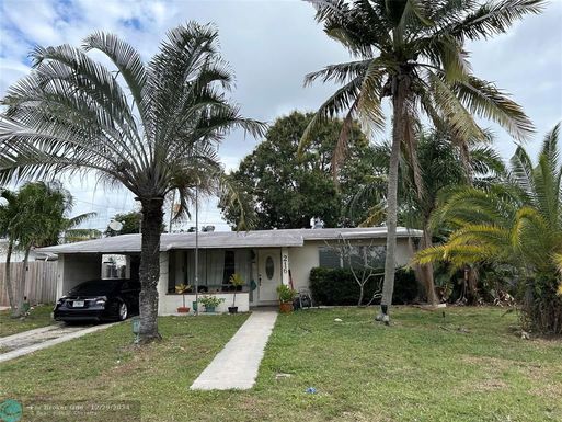 216 15th Ave, Pompano Beach, FL 33060