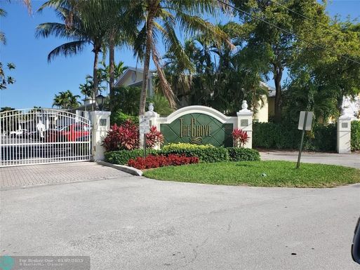 2660 8th Ave, Wilton Manors, FL 33334